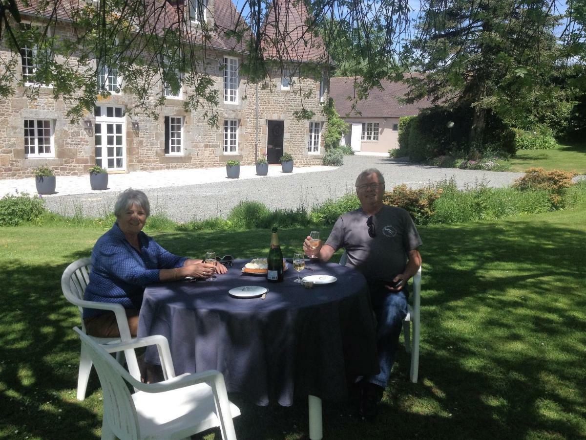 Manoir De La Porte Hotel Sainte-Pience Luaran gambar